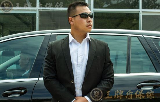 高中生失联，家长紧急雇佣王牌盾私人保镖寻人