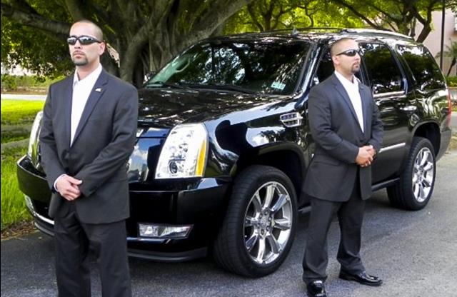 贵阳高端社区盛行雇佣私人保镖，是出于安全考虑还是身份象征？